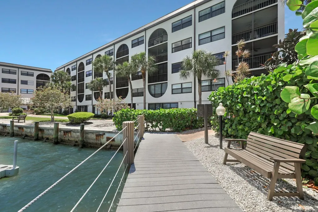 1003 Anglers Cove Marco Island FL 34145
