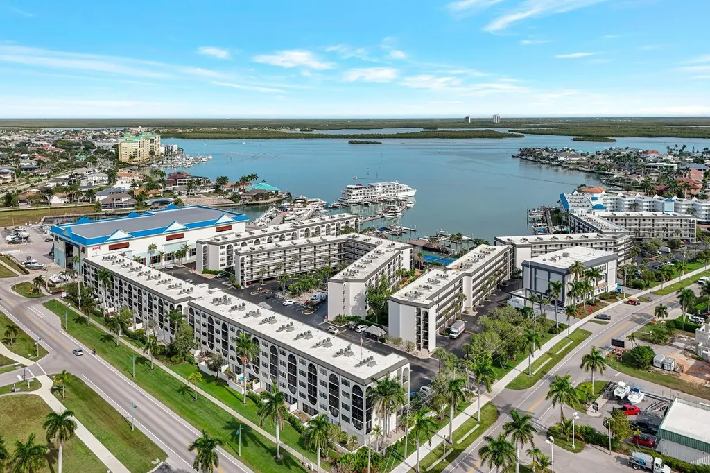 1003 Anglers Cove Marco Island FL 34145