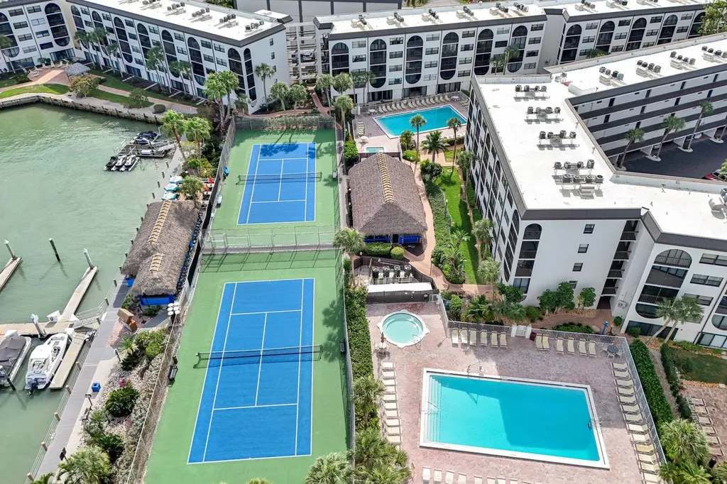 1003 Anglers Cove Marco Island FL 34145