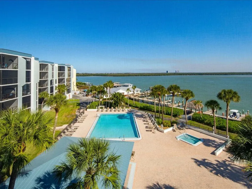 1085 Bald Eagle Marco Island FL 34145