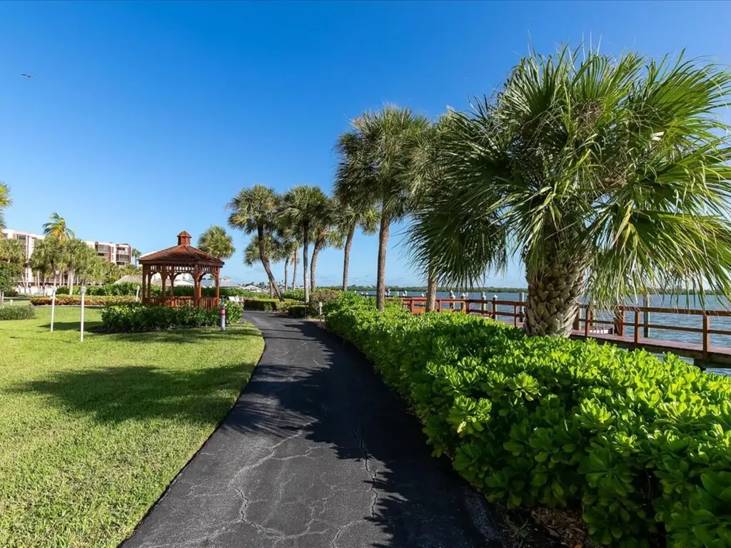 1085 Bald Eagle Marco Island FL 34145