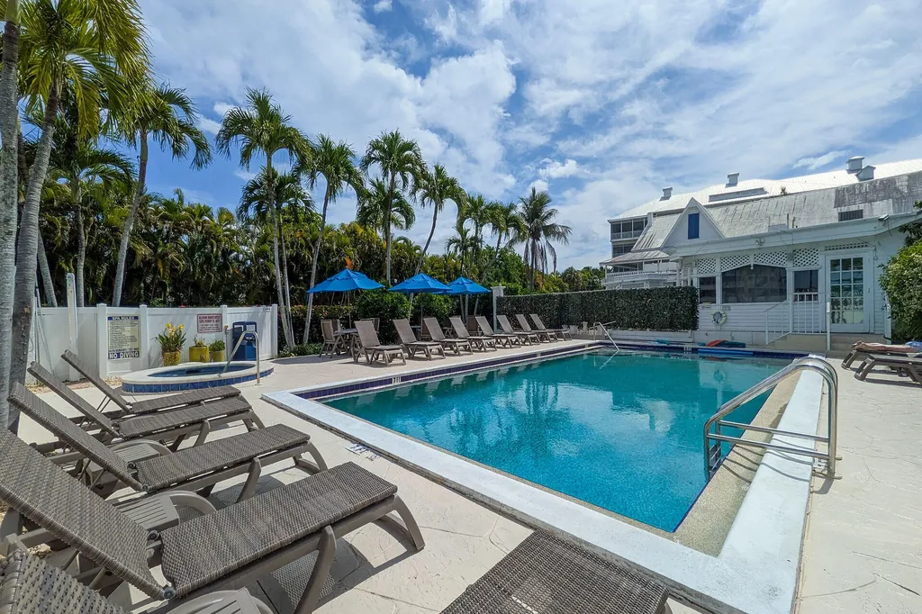 140 Palm Street Marco Island FL 34145
