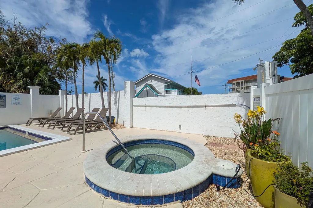 140 Palm Street Marco Island FL 34145
