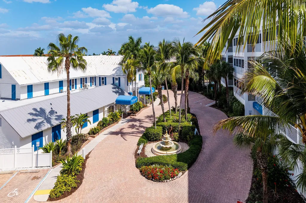 140 Palm Street Marco Island FL 34145