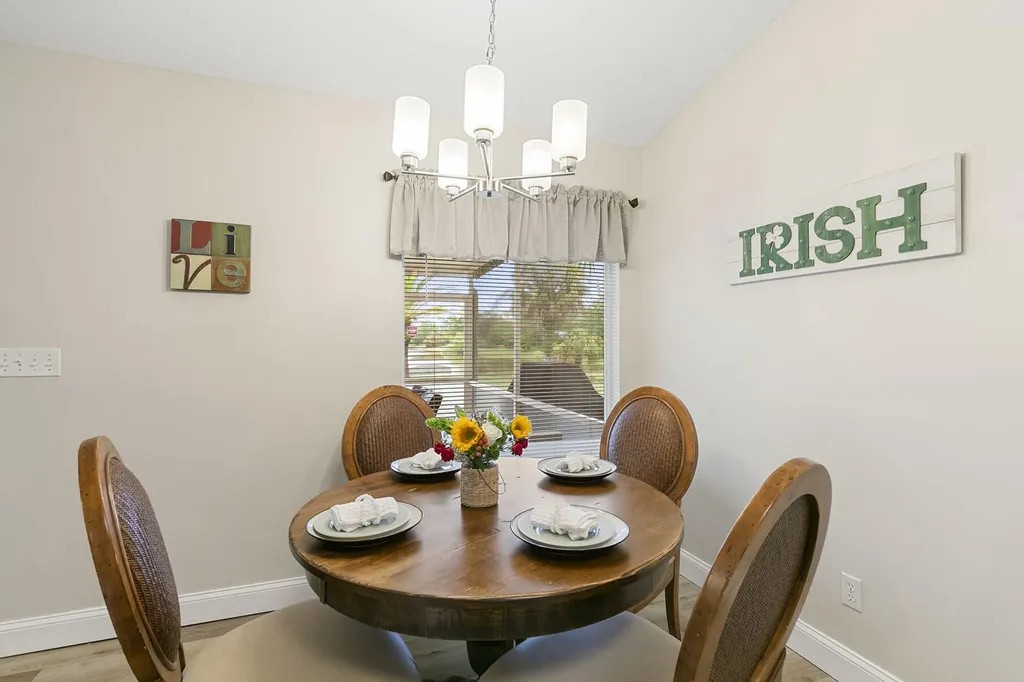 159 Plantation Circle Naples FL 34104