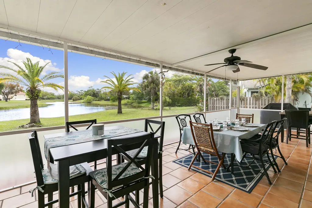 159 Plantation Circle Naples FL 34104