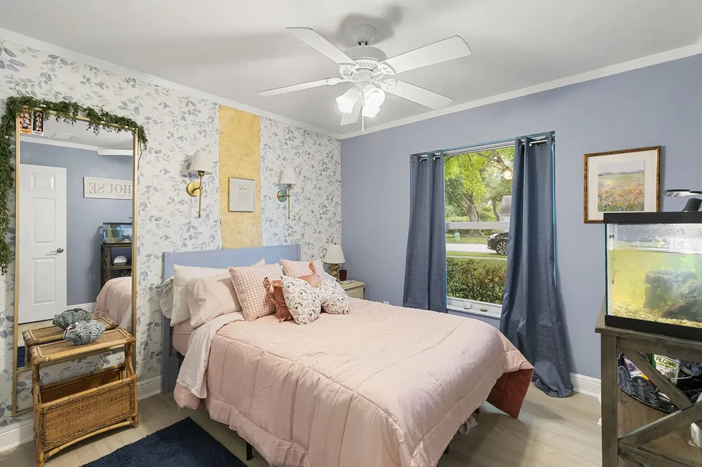 159 Plantation Circle Naples FL 34104