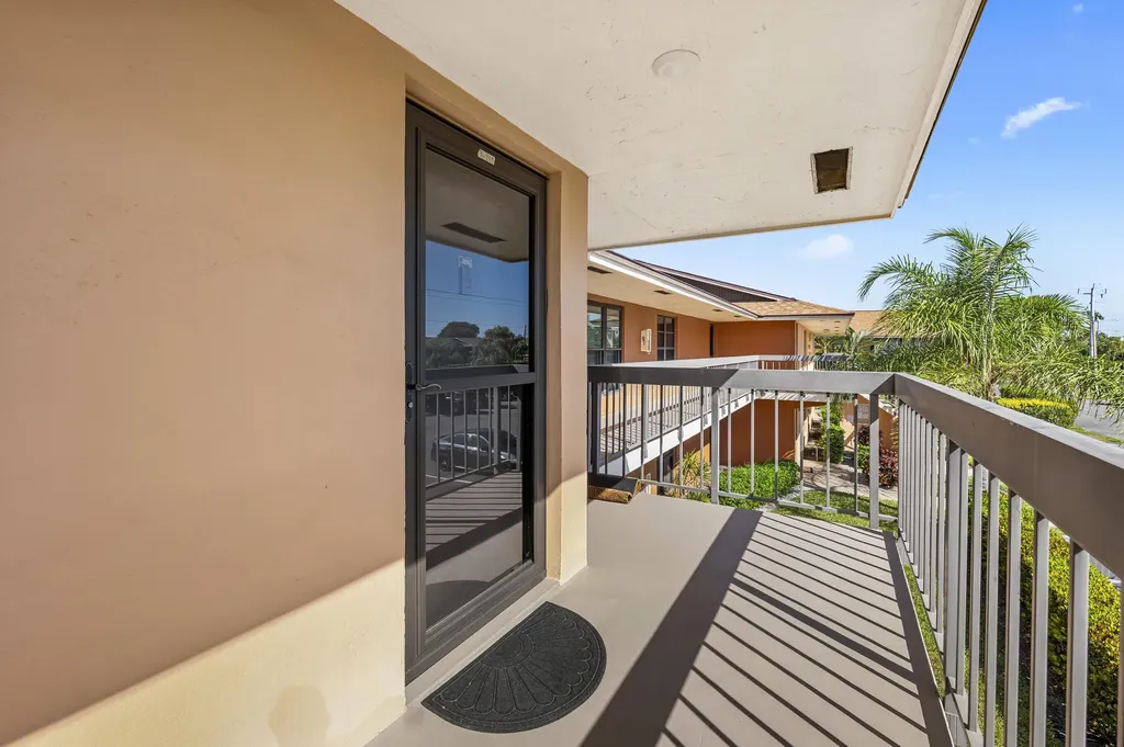 20 Greenbrier Street Marco Island FL 34145