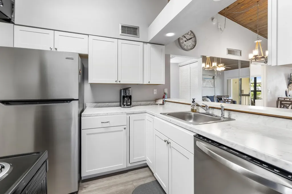 20 Greenbrier Street Marco Island FL 34145