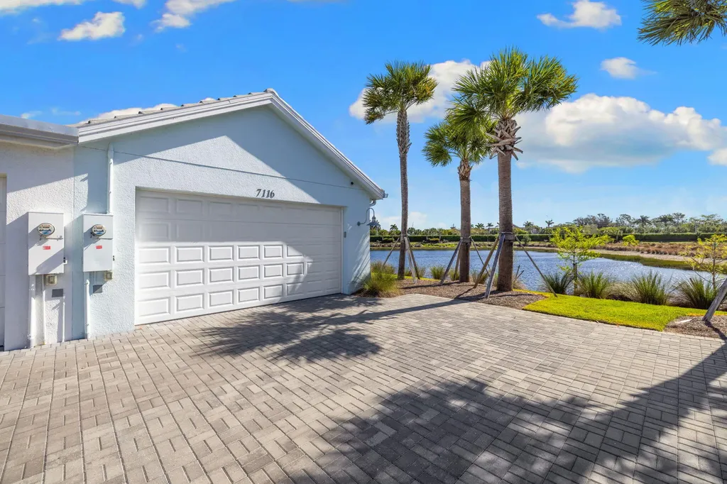 7116 Saona Court Naples FL 34113