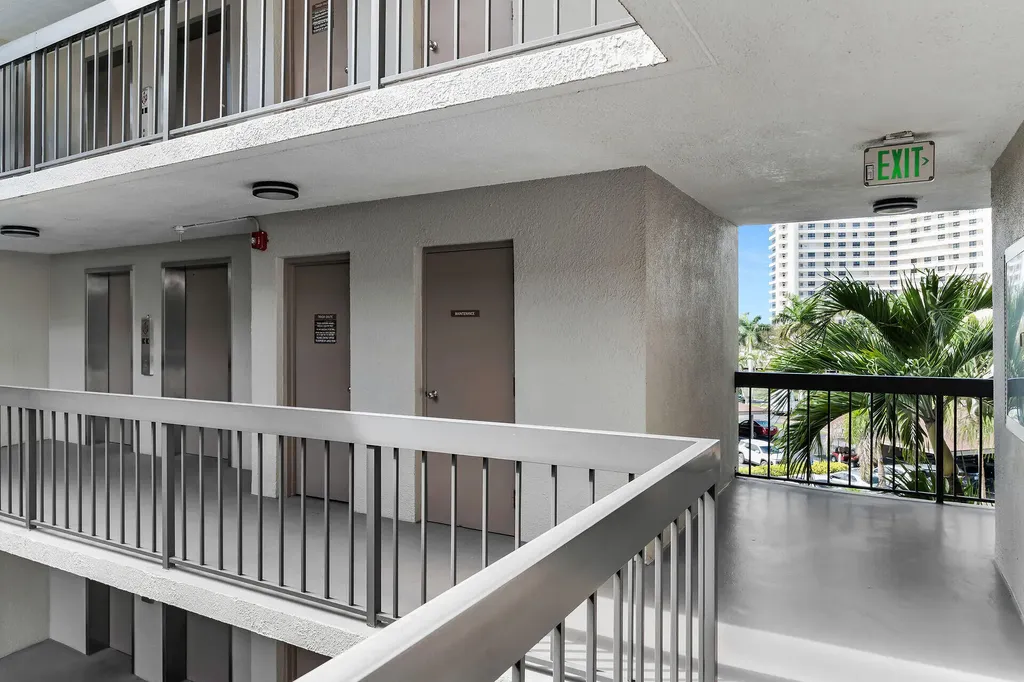 601 Seaview Court Marco Island FL 34145
