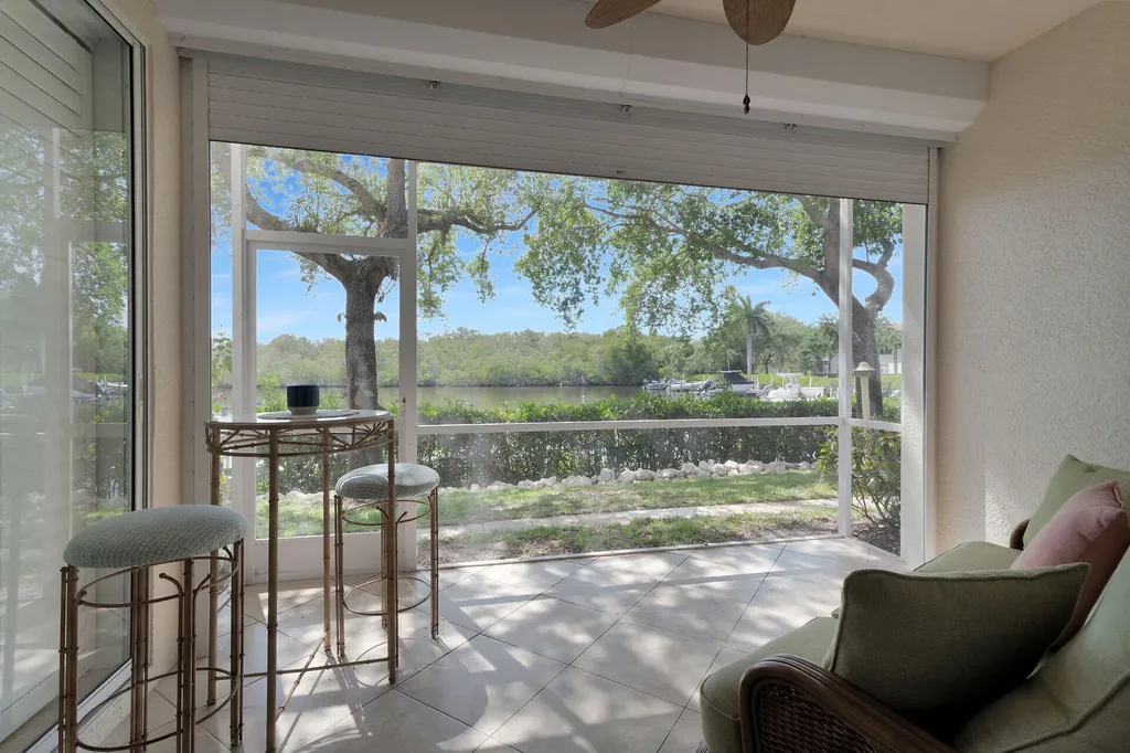 266 Newport Drive Naples FL 34114