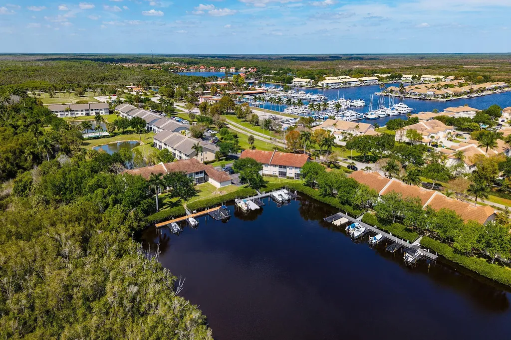266 Newport Drive Naples FL 34114
