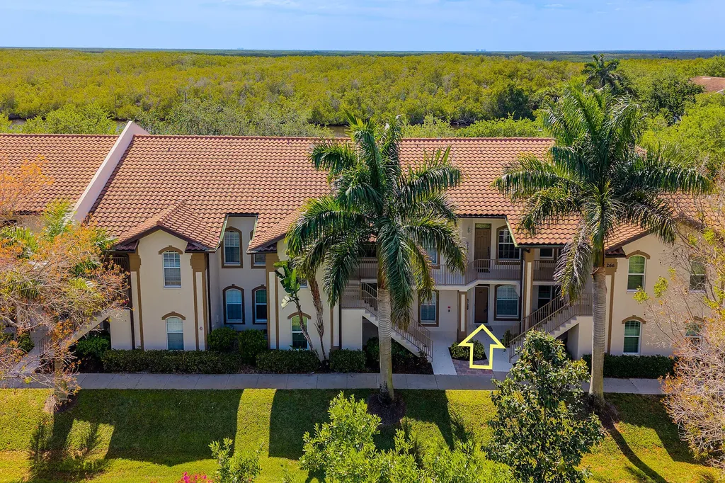 266 Newport Drive Naples FL 34114