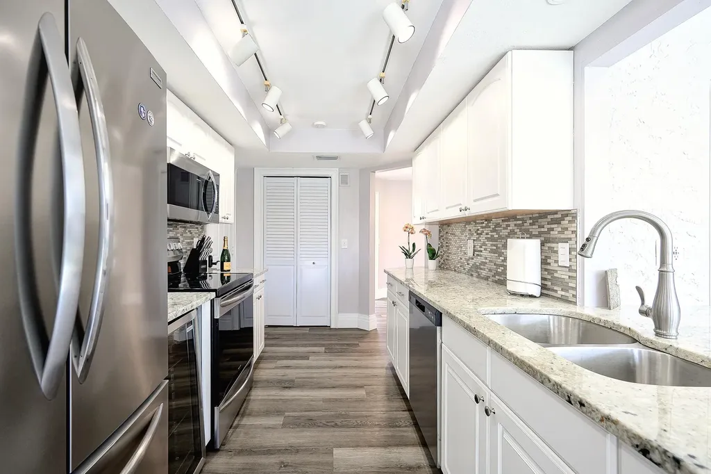 1609 Barbarosa Court Marco Island FL 34145