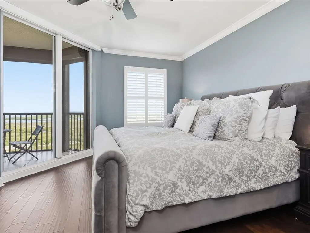 1065 Borghese Lane Naples FL 34114