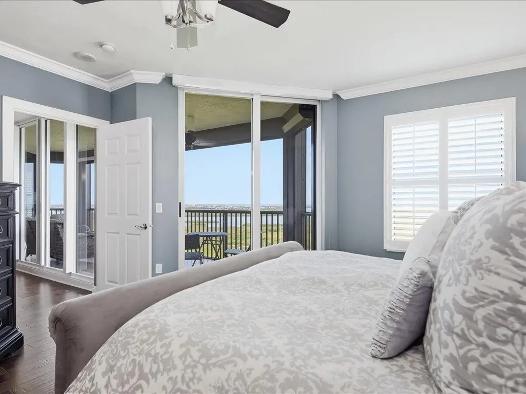 1065 Borghese Lane Naples FL 34114