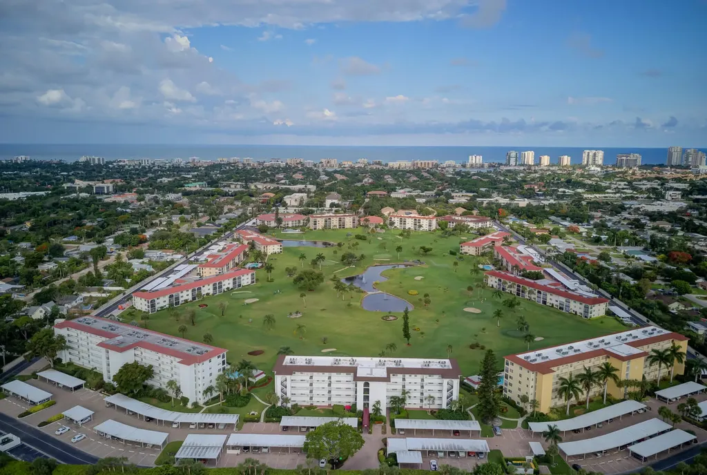 49 High Point Circle S Naples FL 34103