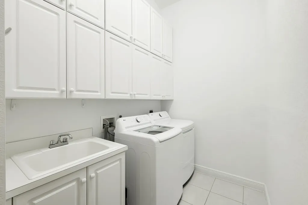 1390 Wayne Avenue Marco Island FL 34145