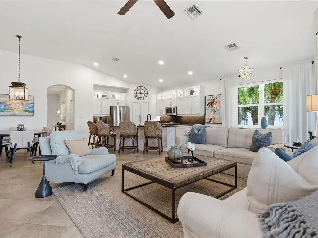 1259 Rialto Way Naples FL 34114