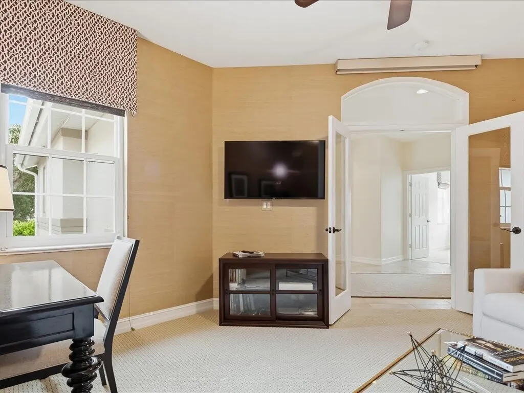 1259 Rialto Way Naples FL 34114