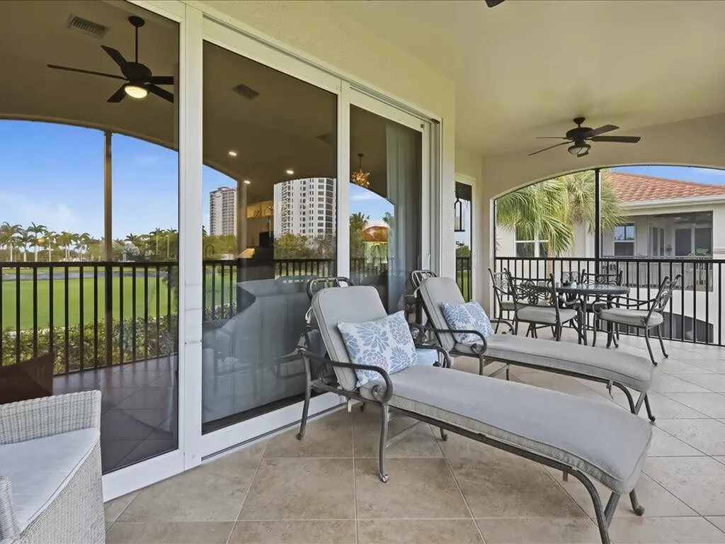 1259 Rialto Way Naples FL 34114