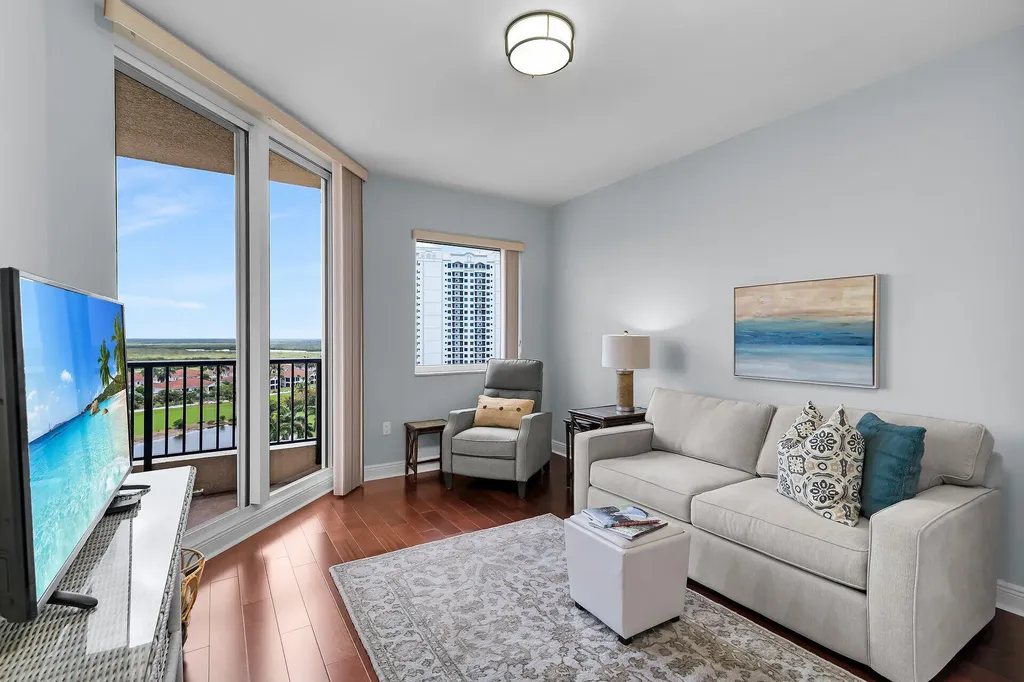 1065 Borghese Naples FL 34114