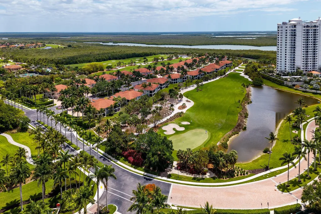 1065 Borghese Naples FL 34114