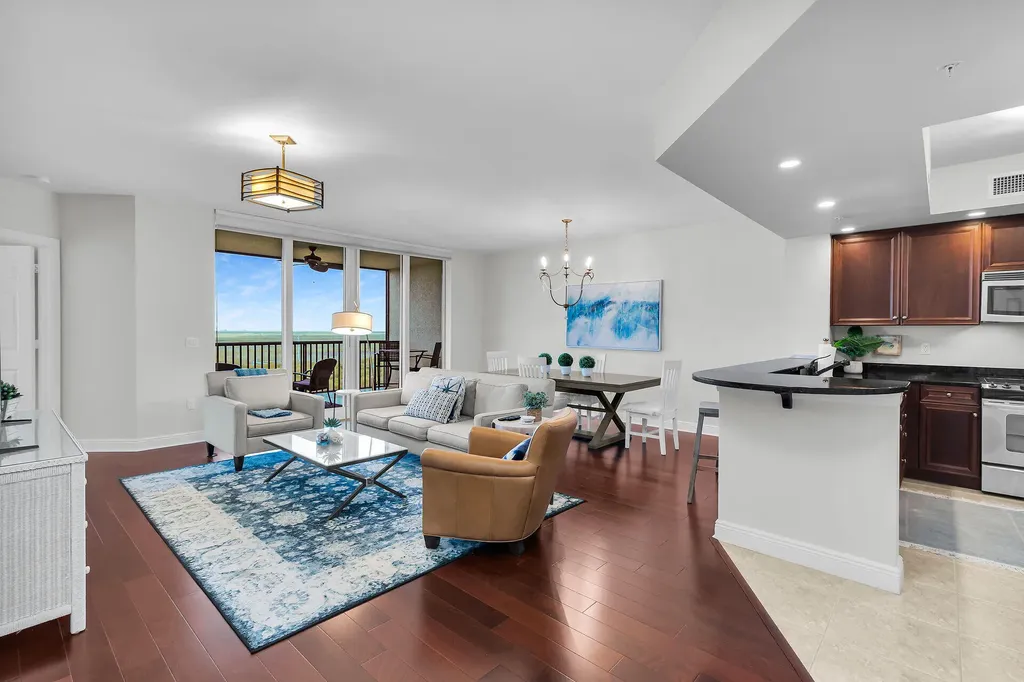 1065 Borghese Naples FL 34114