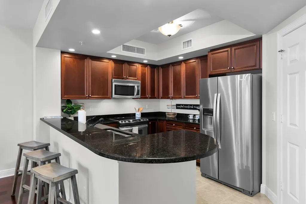 1065 Borghese Naples FL 34114