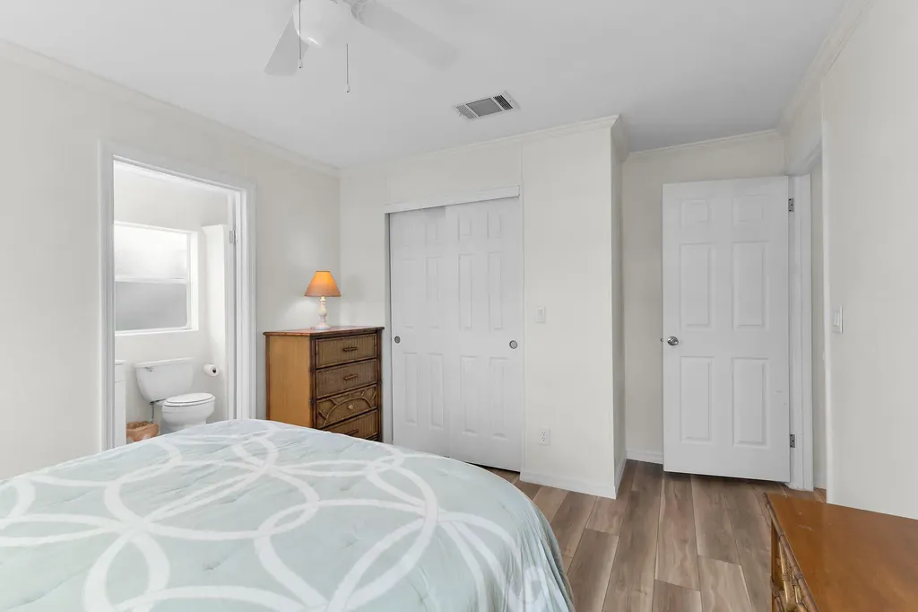 33 Monaco Terrace Naples FL 34112