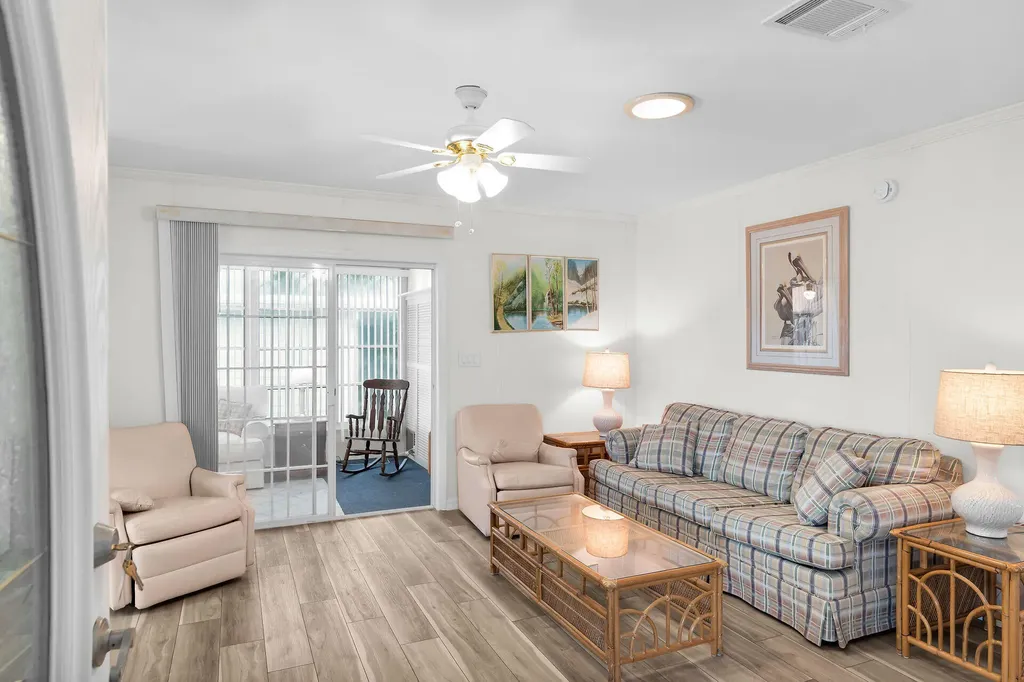 33 Monaco Terrace Naples FL 34112