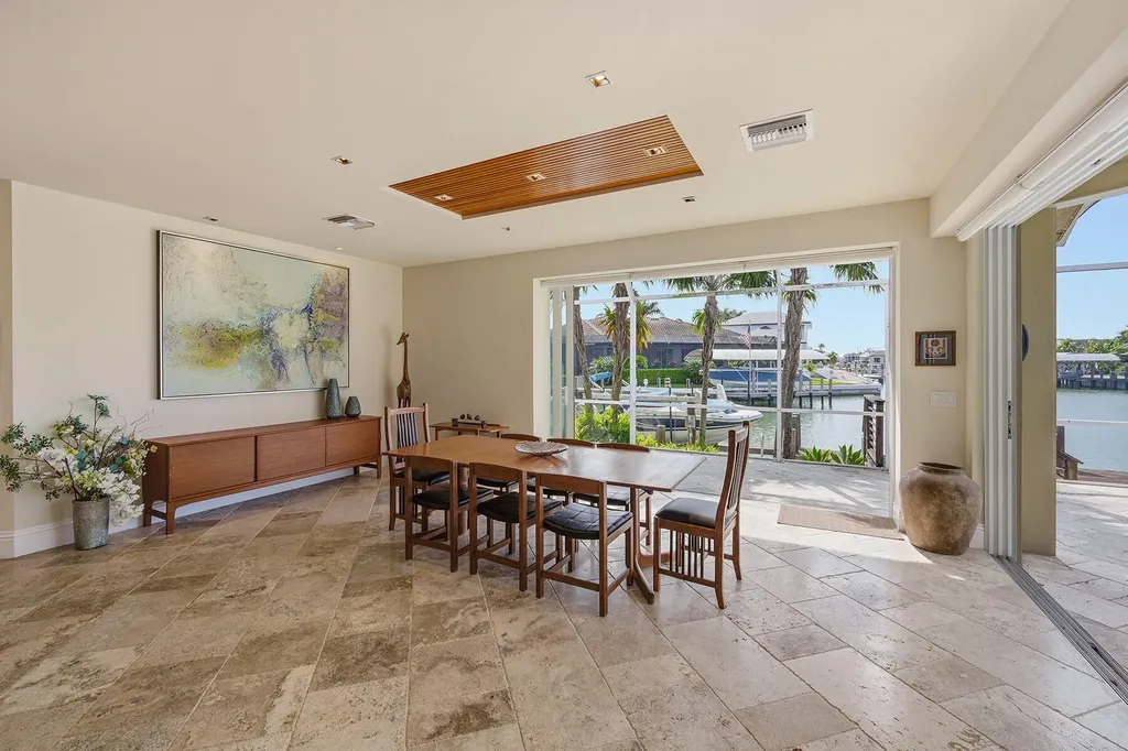 1741 Wavecrest Court Marco Island FL 34145