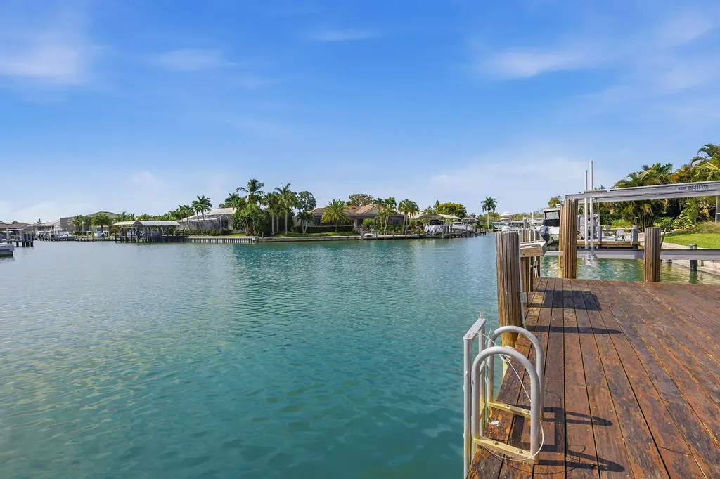 1741 Wavecrest Court Marco Island FL 34145