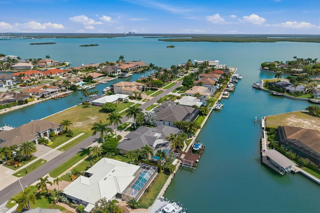 1741 Wavecrest Court Marco Island FL 34145