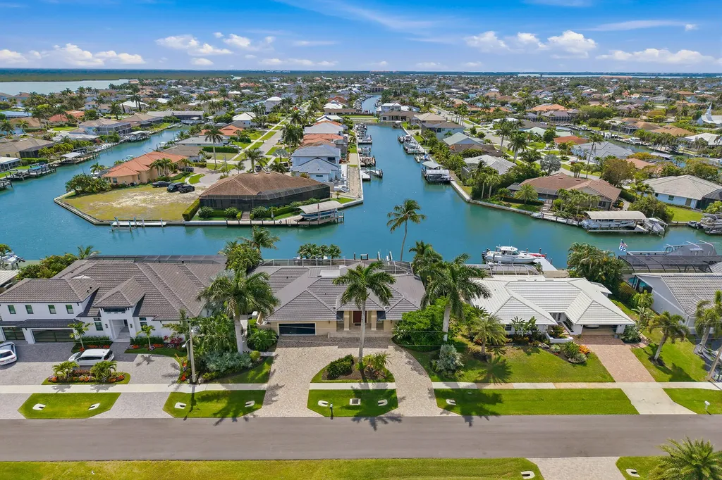 1741 Wavecrest Court Marco Island FL 34145