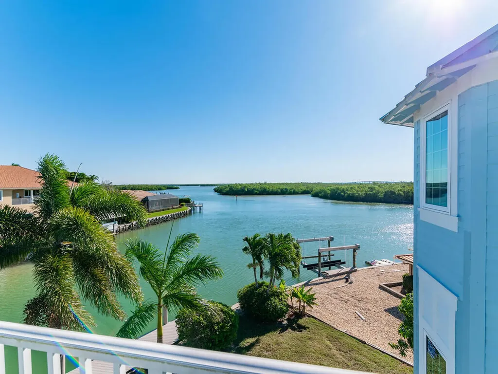 167 San Salvador Street Naples FL 34113