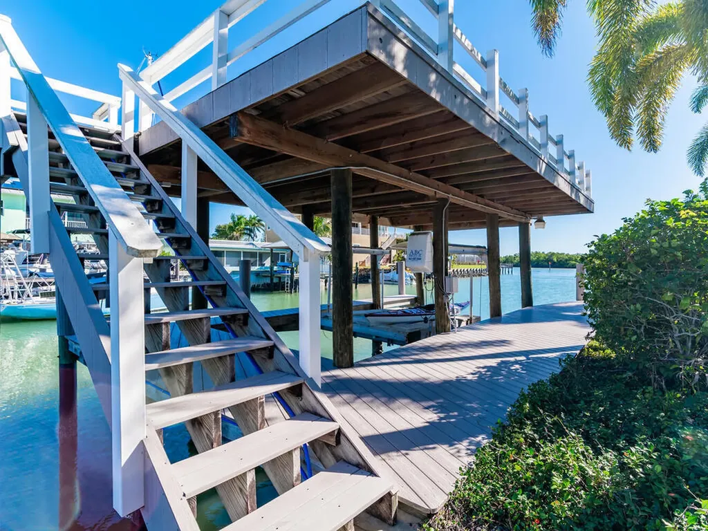 167 San Salvador Street Naples FL 34113