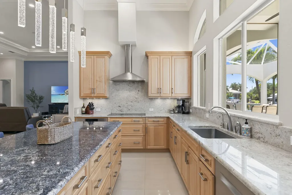 1722 N Bahama Avenue Marco Island FL 34145