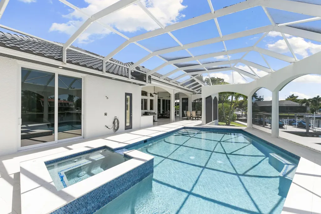 1722 N Bahama Avenue Marco Island FL 34145