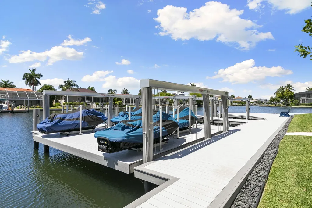 1722 N Bahama Avenue Marco Island FL 34145