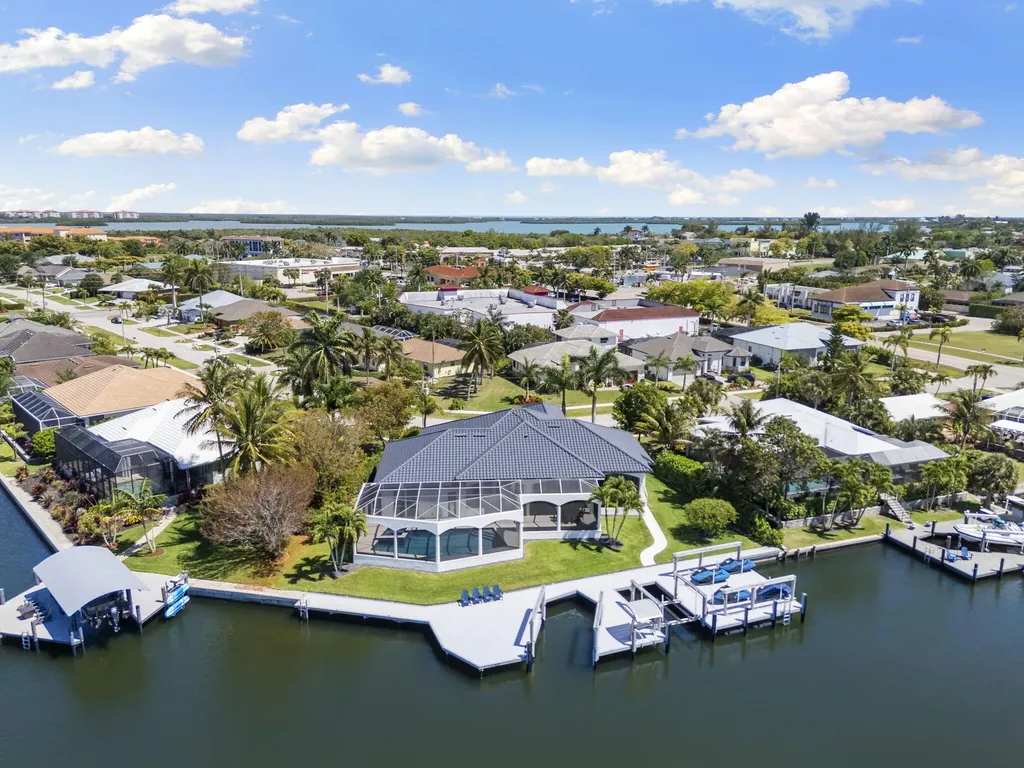 1722 N Bahama Avenue Marco Island FL 34145