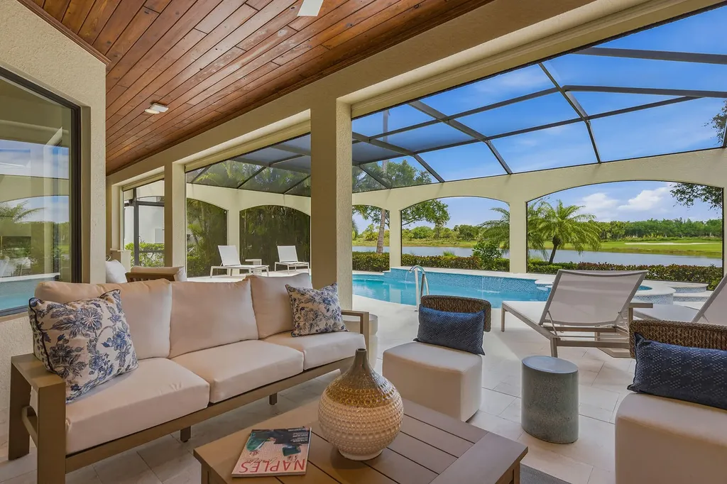 3365 Runaway Lane Naples FL 34114