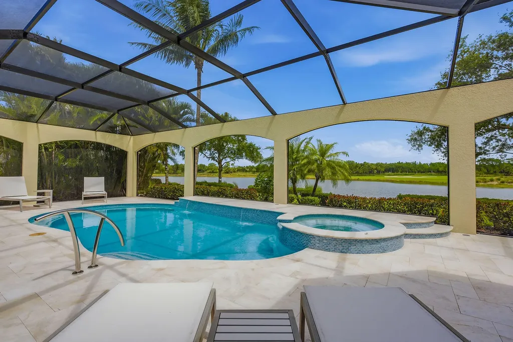 3365 Runaway Lane Naples FL 34114
