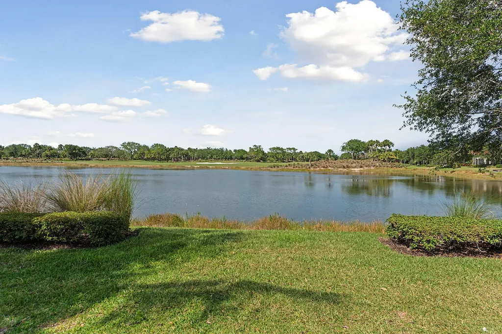 3365 Runaway Lane Naples FL 34114