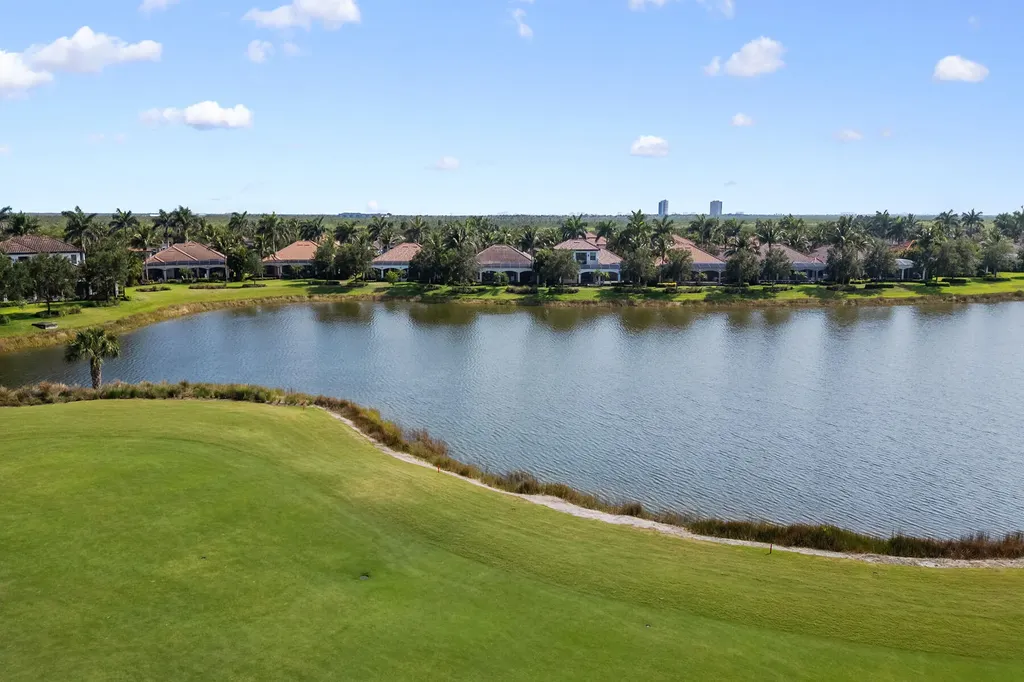 3365 Runaway Lane Naples FL 34114
