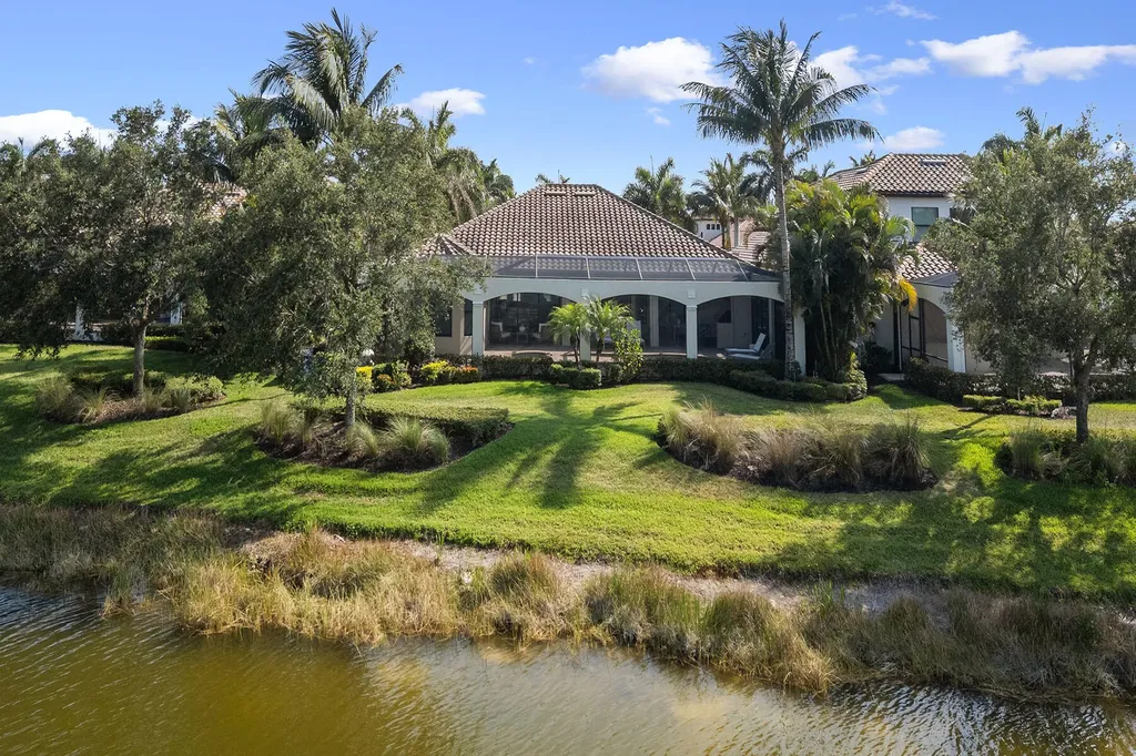 3365 Runaway Lane Naples FL 34114