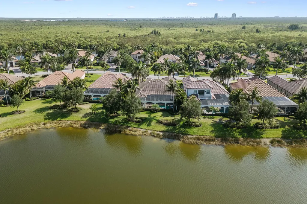 3365 Runaway Lane Naples FL 34114