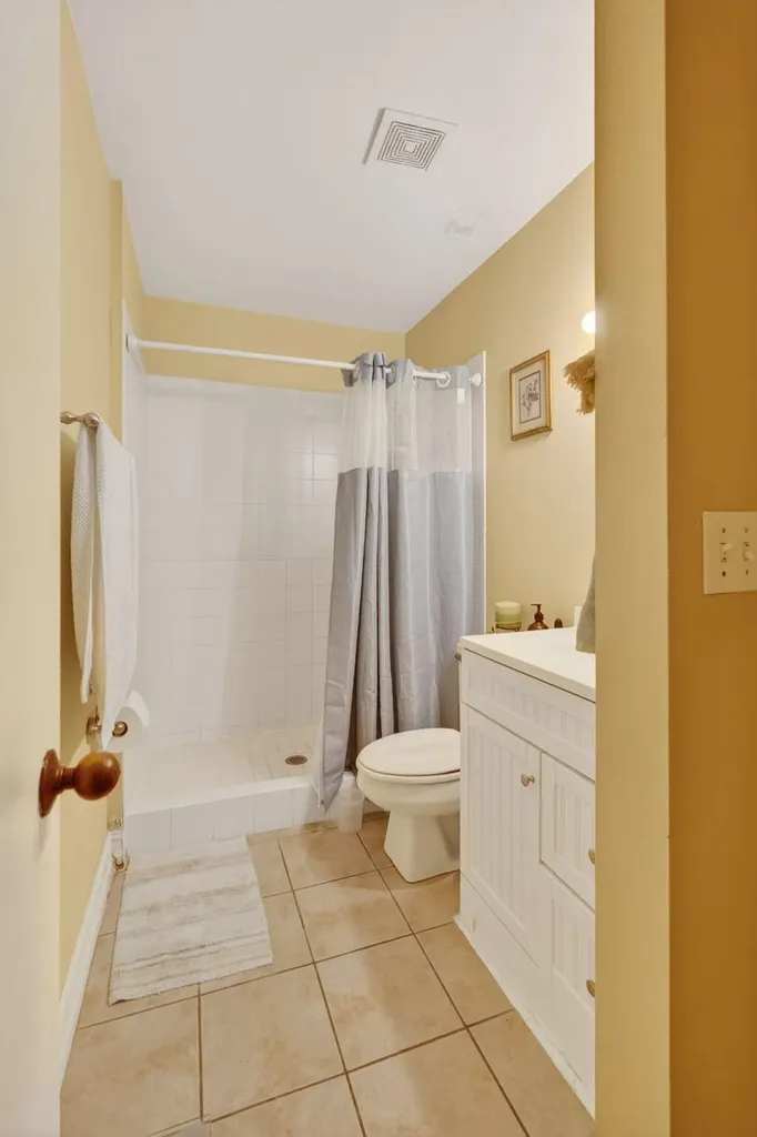5232 Treetops Drive Naples FL 34113
