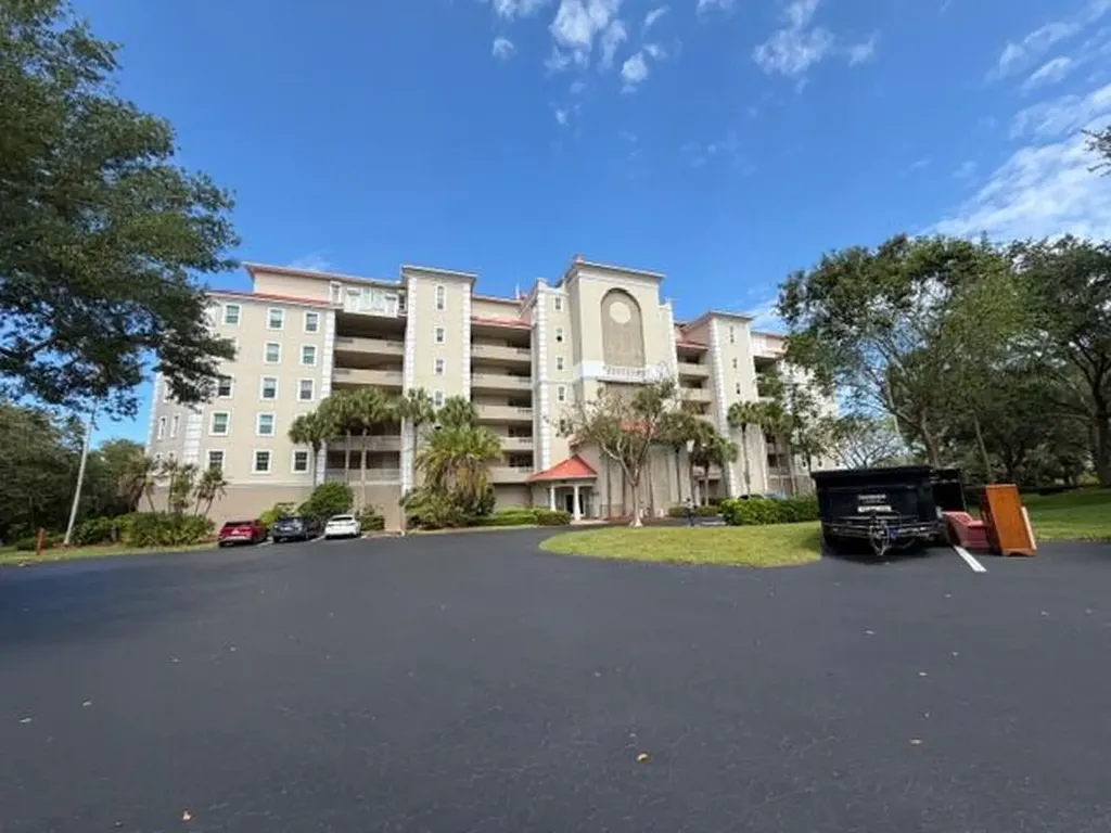 133 Vintage Bay Drive Marco Island FL 34145